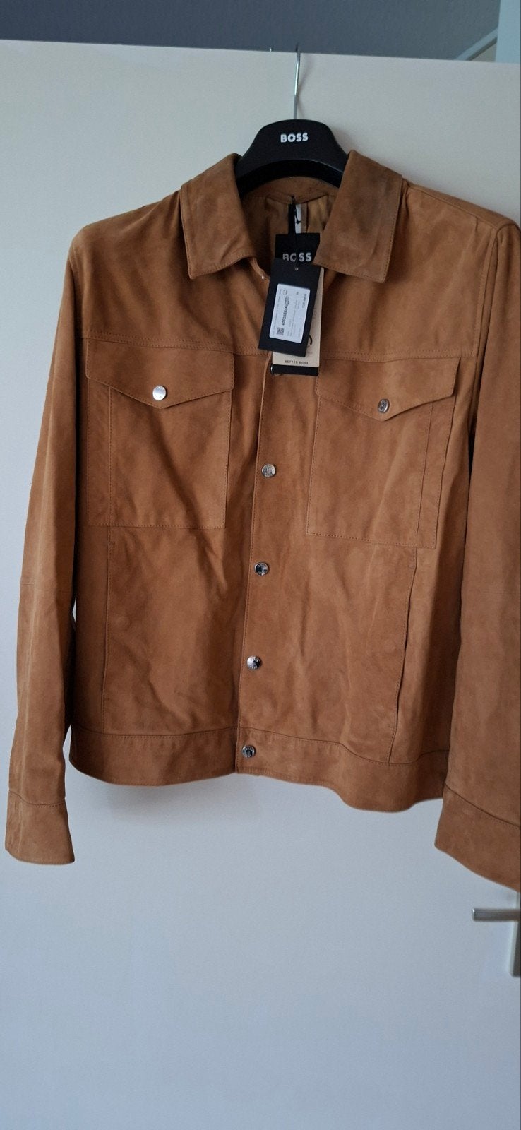BOSS suède jas, maat 50 (M), nieuw met kaartjes, BOSS, Bruin, Maat 48/50 (M), Nieuw