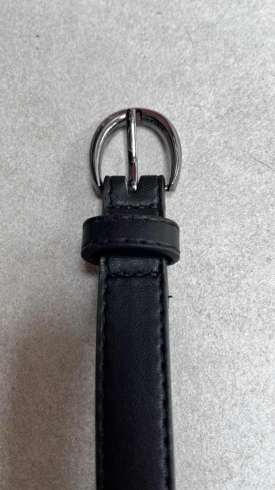 Zwarte riem met zilverkleurige gesp en ringen, Kleding | Dames, Riemen en Ceinturen, Minder dan 3 cm, 100 cm of meer, Zwart, Tailleriem