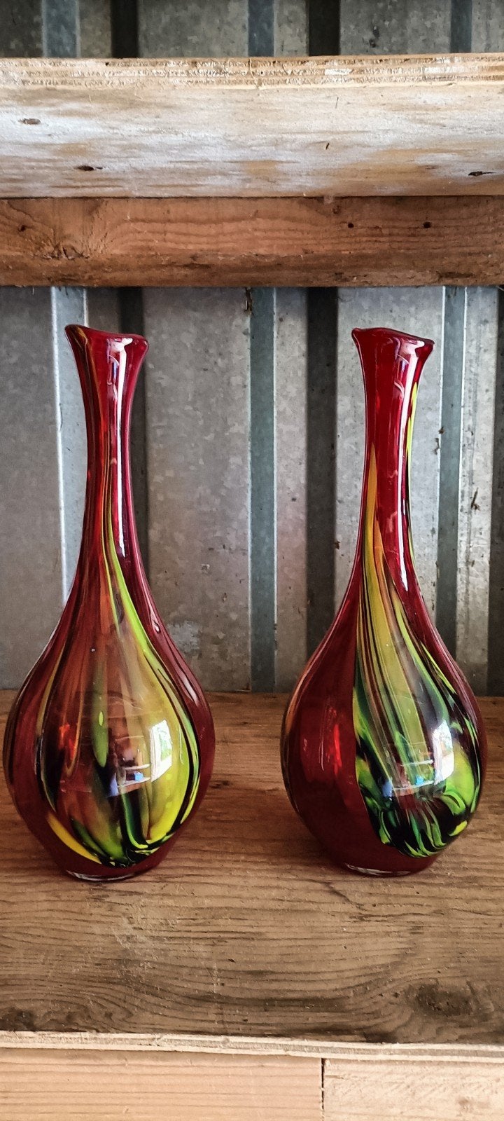 Twee hele mooie Italiaanse glaswerk sier flessen, Overige kleuren, Ophalen of Verzenden, Minder dan 50 cm, Glas