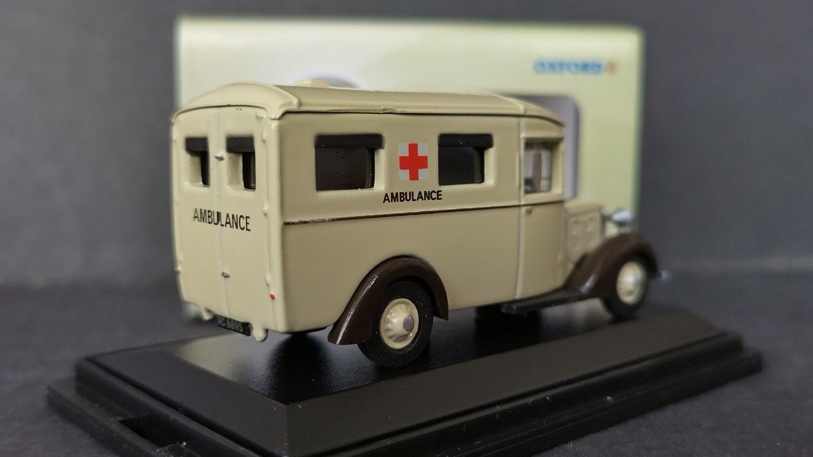 Austin 18 Ambulance 1:76 Oxford Diecast Pol, Auto, Verzenden, ., Nieuw