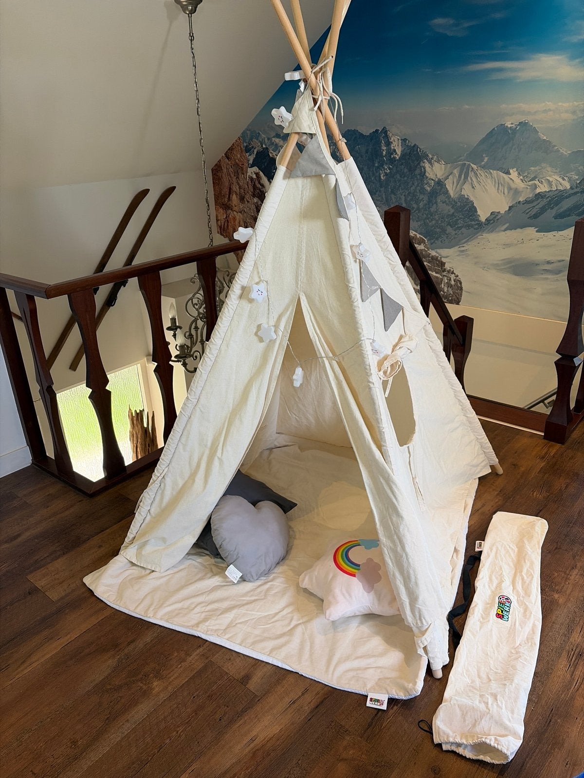 Kinder tipi tent met mat en kussens van het merk spielmerk, Ophalen of Verzenden, Zo goed als nieuw