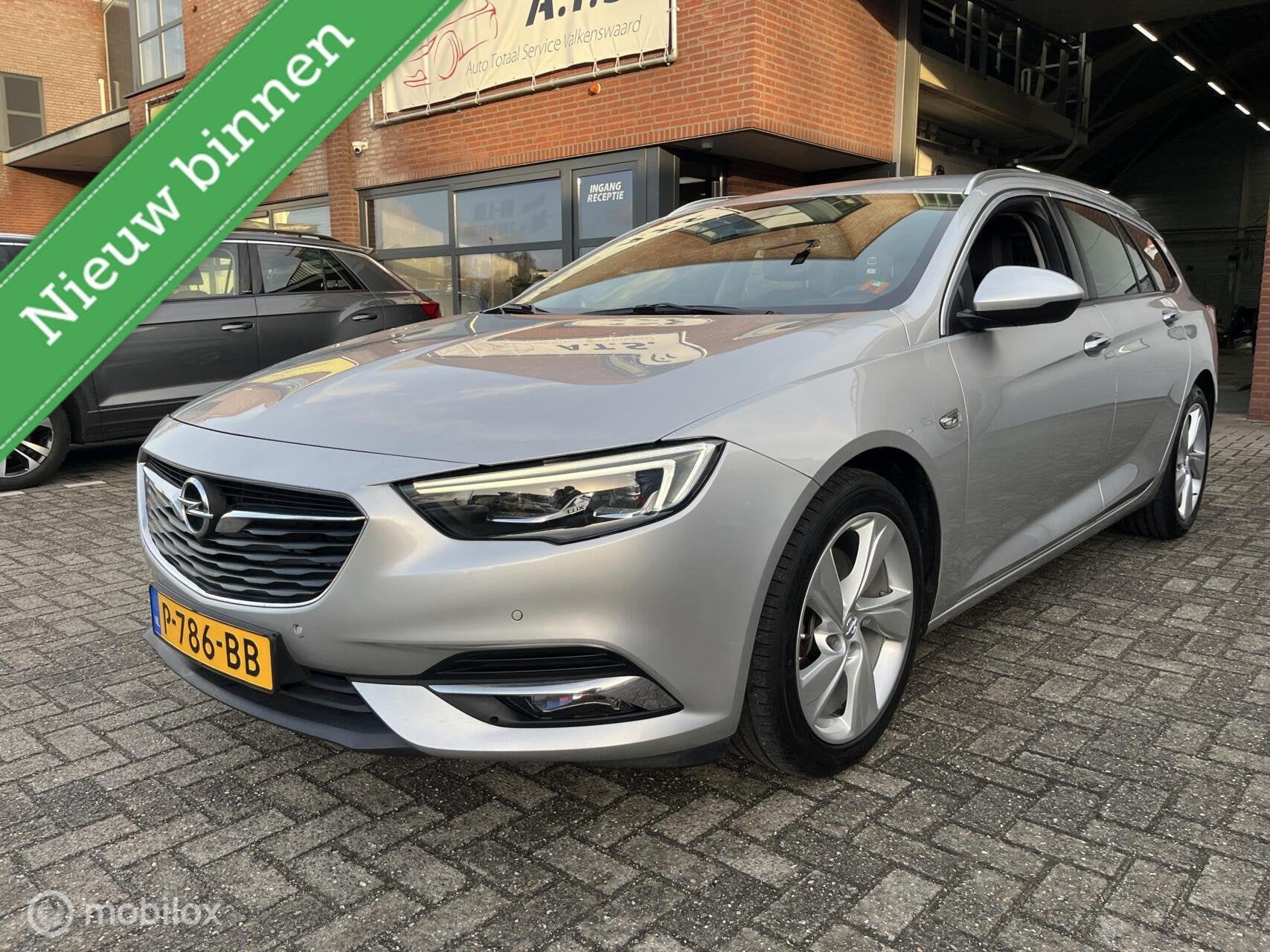 Opel Insignia Sports Tourer 1.5 Turbo Exclusive NAVI*TREKHAA, Auto's, Opel, 730 kg, Gebruikt, Euro 6, 4 cilinders