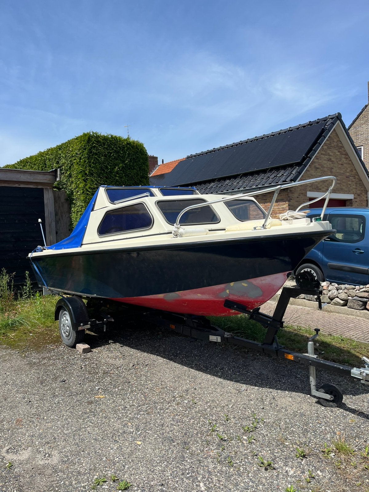 Kajuit boot inclusief kanteltrailer en honda 10 pk motor, Watersport en Boten, Motorboten en Motorjachten, Kajuitboot, Buitenboordmotor