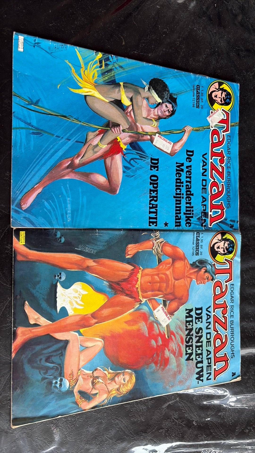 2 oude Tarzan strips nr 12195 en 12198, Meerdere comics, Ophalen of Verzenden, Gelezen, Europa