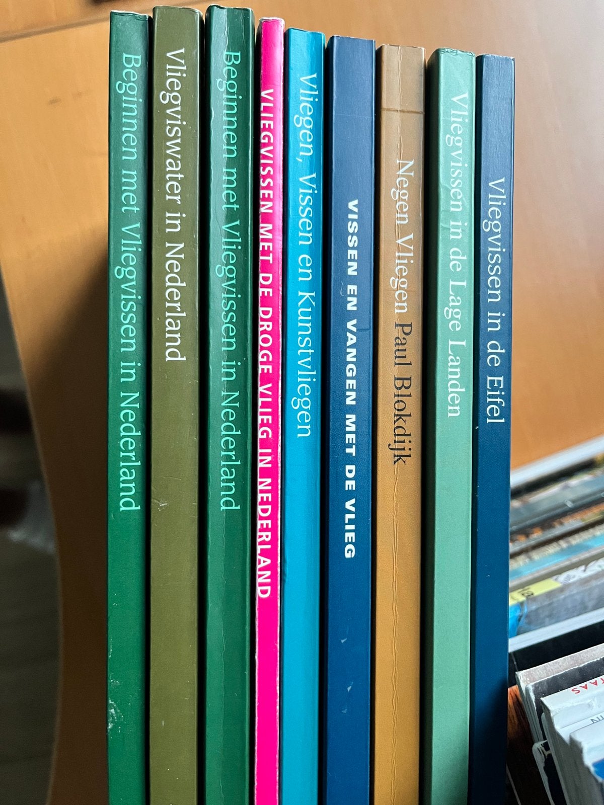 Vliegvissen boekenserie, de nederlandse vliegvisser., Ophalen of Verzenden, Zo goed als nieuw, Overige typen