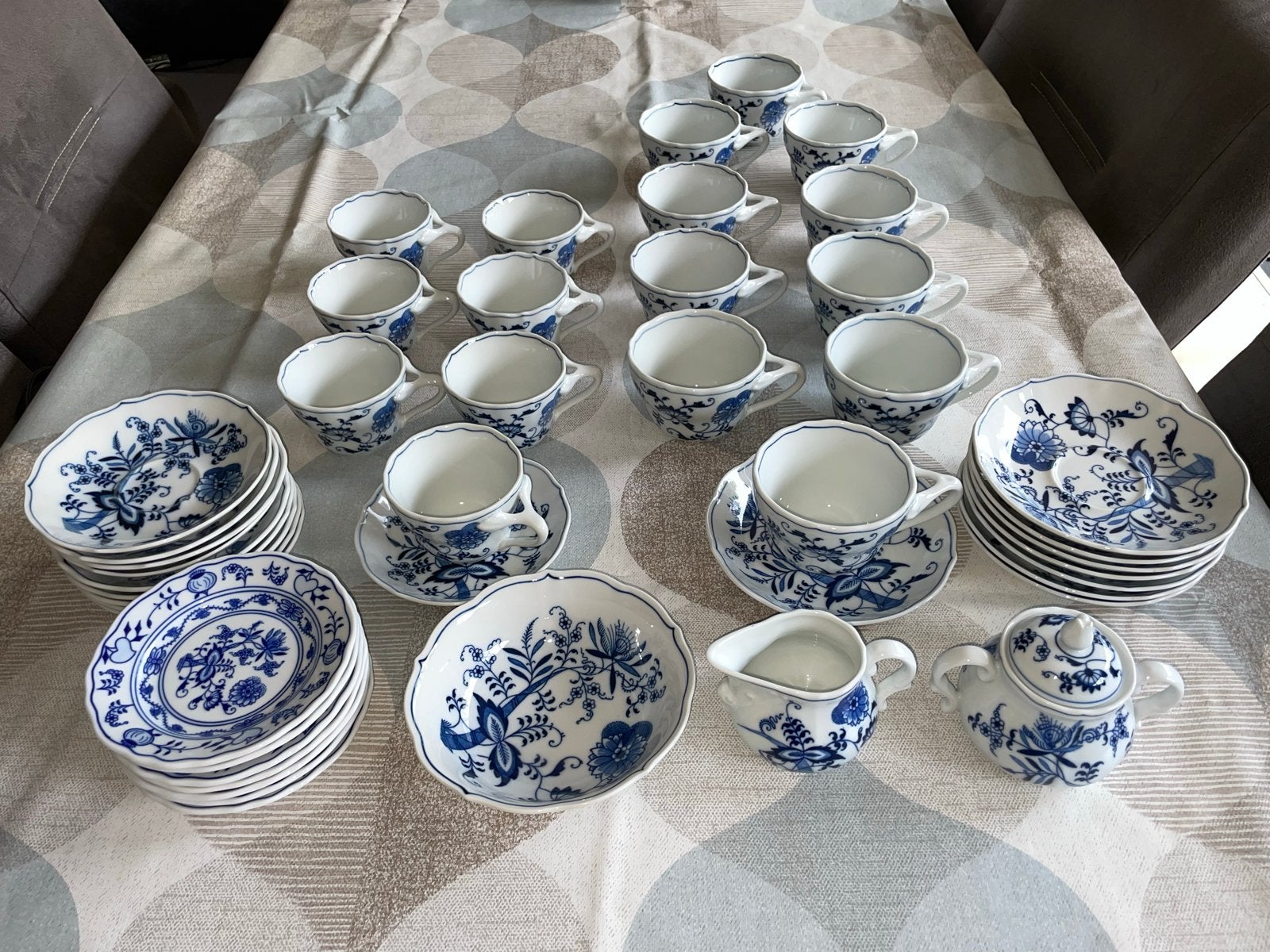 Blauw wit servies - Blue Danube & Zwiebelmuster, Ophalen, Gebruikt, Overige merken, Vintage