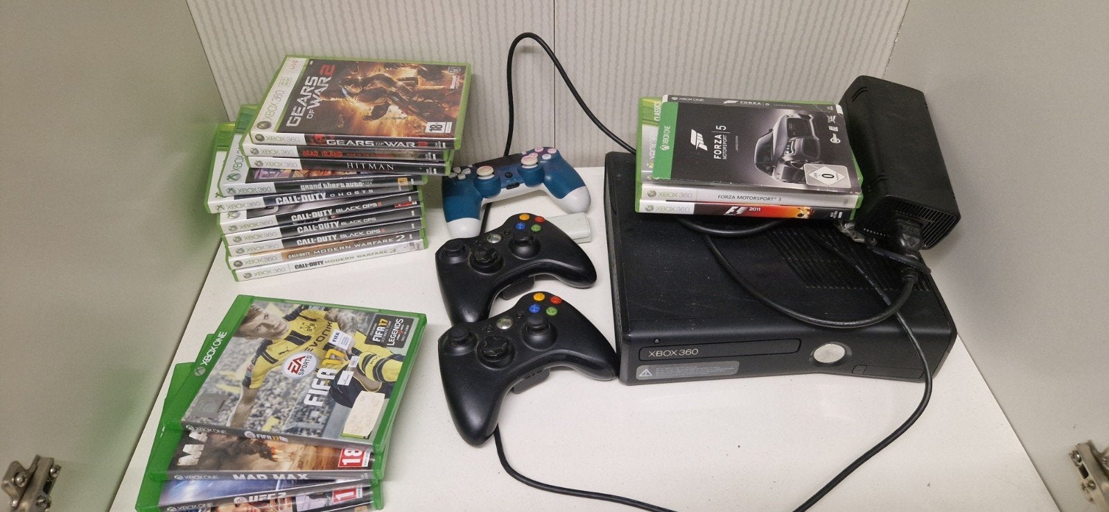 Xbox 360 Console met controllers en diverse games, 2 spelers, Ophalen of Verzenden, Gebruikt, Vanaf 3 jaar