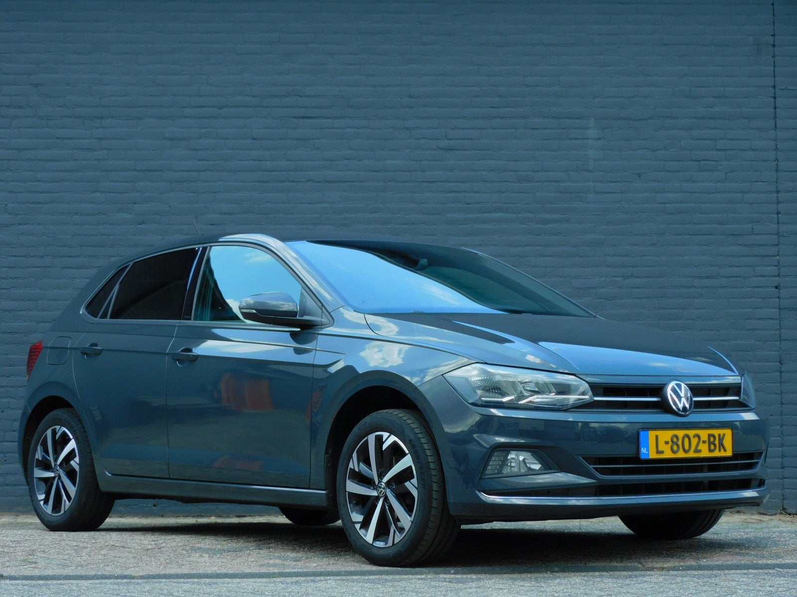 Volkswagen Polo 1.0 TSI Highline 1e EIGENAAR! CARPLAY/ANDROI, Stof, Gebruikt, 1096 kg, 49 €/maand