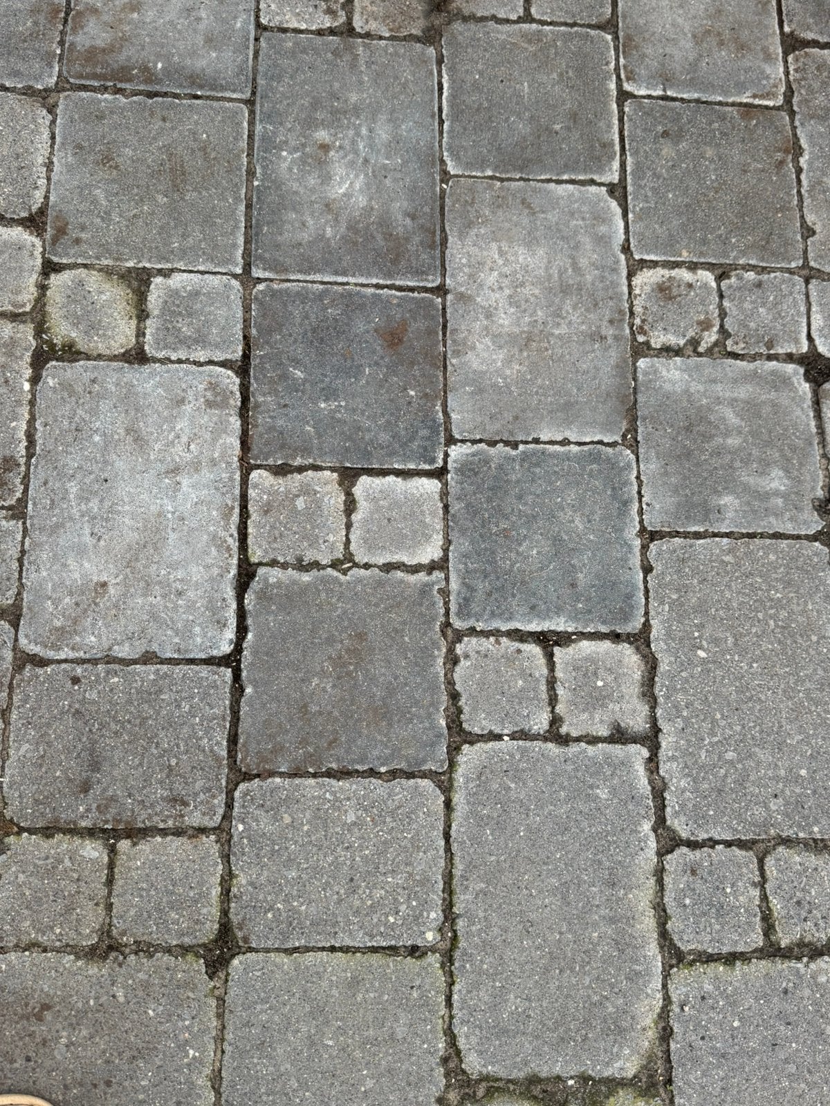 Gratis!! 16m2, Tuin en Terras, Tegels en Klinkers, Ophalen, Zo goed als nieuw, Beton, Terrastegels