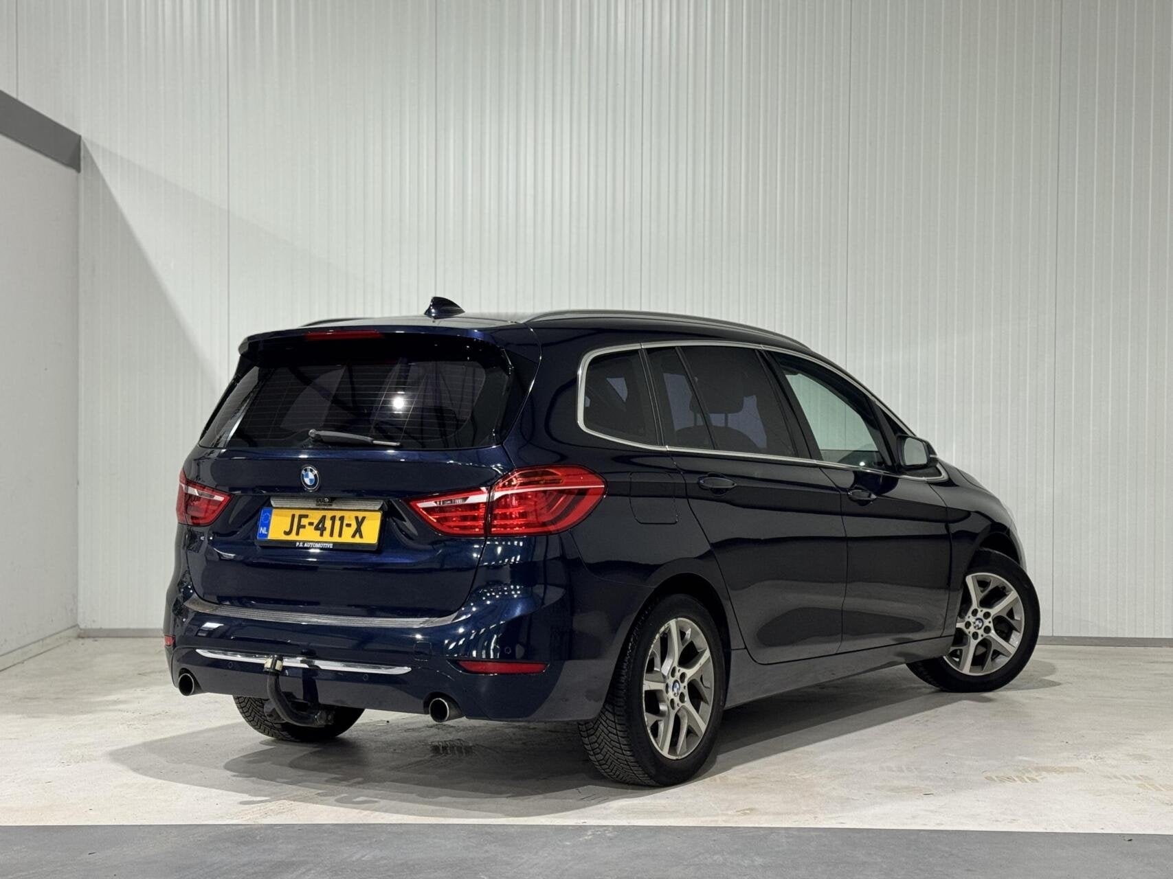 BMW 2-serie Gran Tourer 220i M Sport 7p|PANO|TREKHAAK|LEDER, 1998 cc, Gebruikt, Euro 6, Blauw