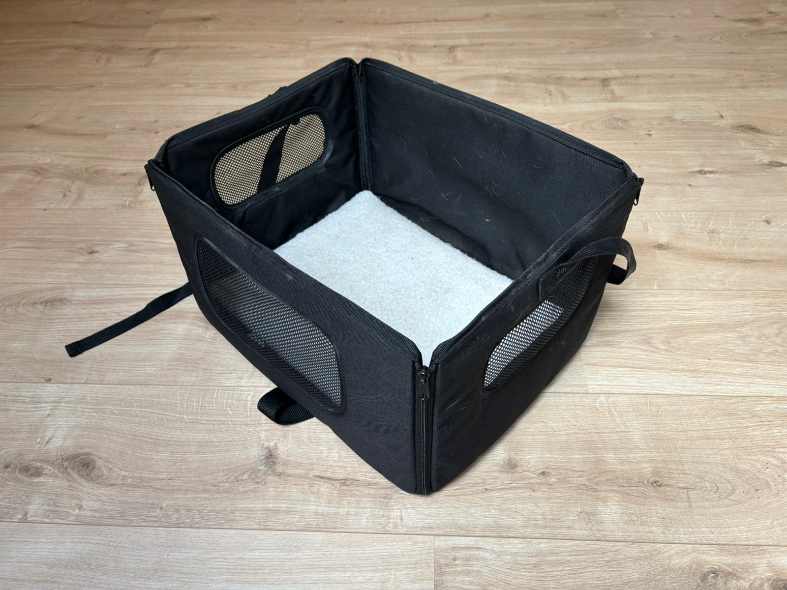 Reismandje auto hond/puppy | 50x40cm | Nieuwstaat!, Dieren en Toebehoren, Ophalen of Verzenden, Nieuw, Polyester