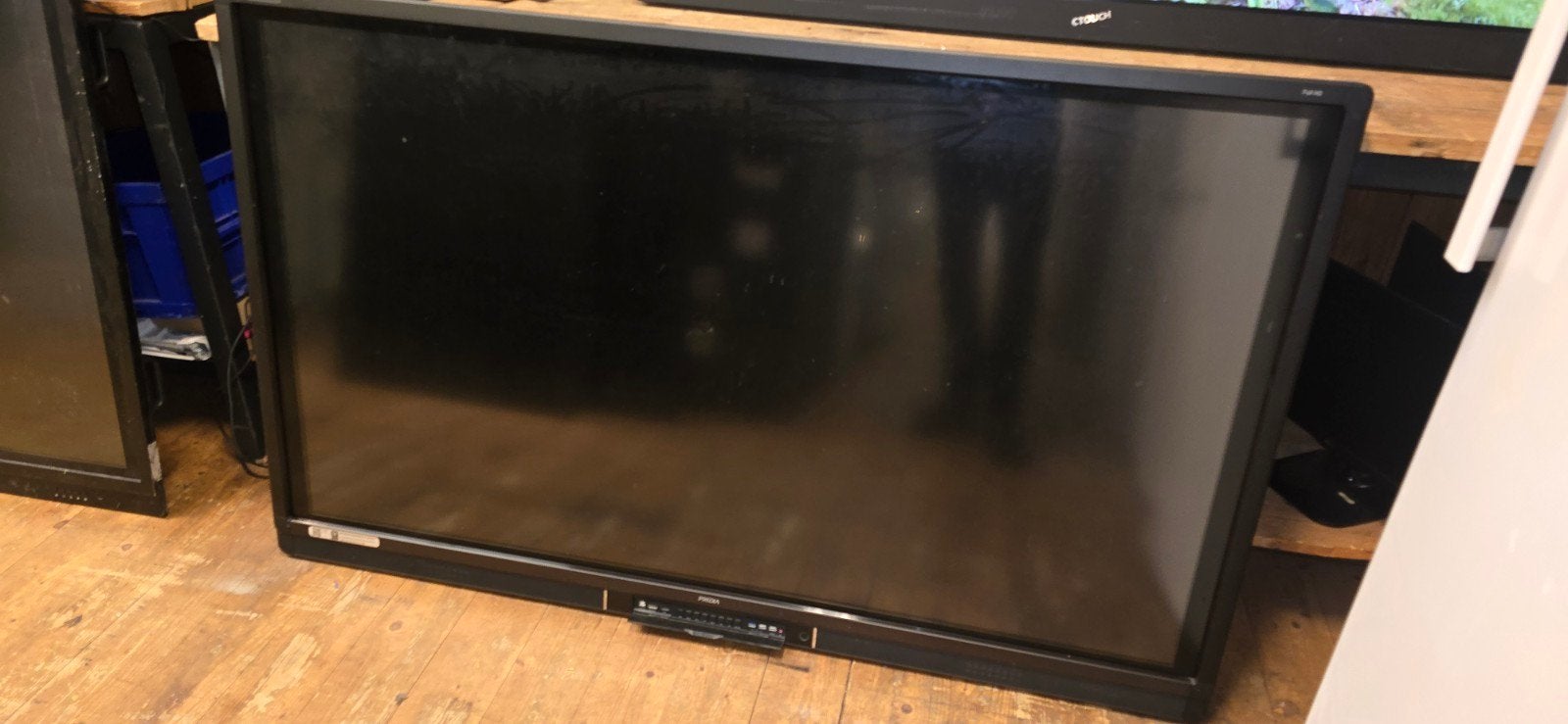 WK actie 70 inch Tv met Touchscreen en garantie, Ophalen, 100 cm of meer, 50 Hz, Overige merken