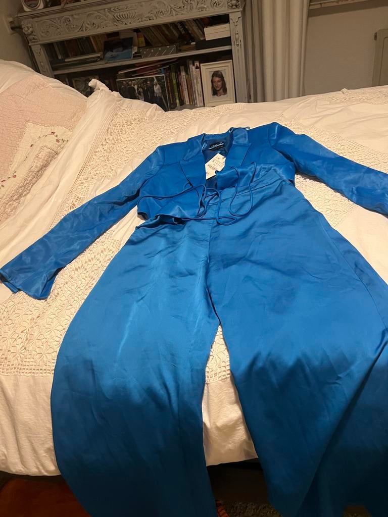 Prachtig blauw pak maat S, Kostuum of Pak, Blauw, Ophalen of Verzenden, Zo goed als nieuw