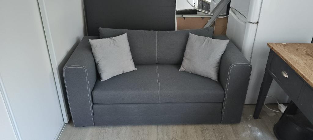 IKEA Askeby slaapbank – zo goed als nieuw + extra kussens, Ophalen, Tweepersoons, 140 cm, Zo goed als nieuw