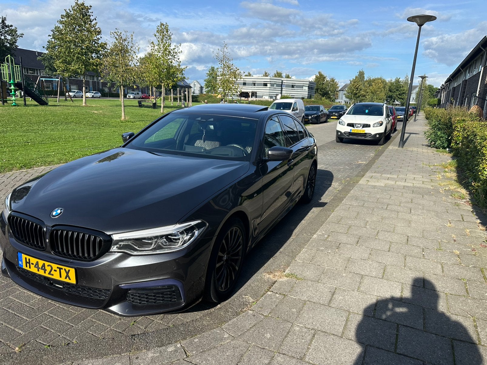 BMW 5-Serie 520i m sport Aut2020 integral active steering, Auto's, 1998 cc, Achterwielaandrijving, 4 cilinders, 2000 kg