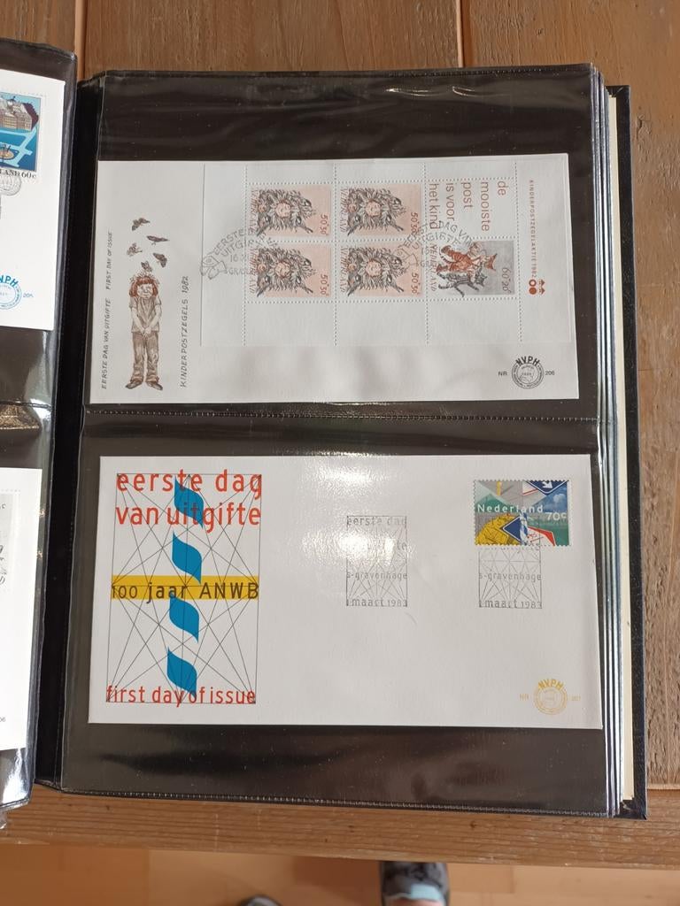 Album met Eerste Dag Enveloppen (FDC's) - Nederland, Postzegels en Munten, Postzegels | Eerstedagenveloppen, Ophalen of Verzenden
