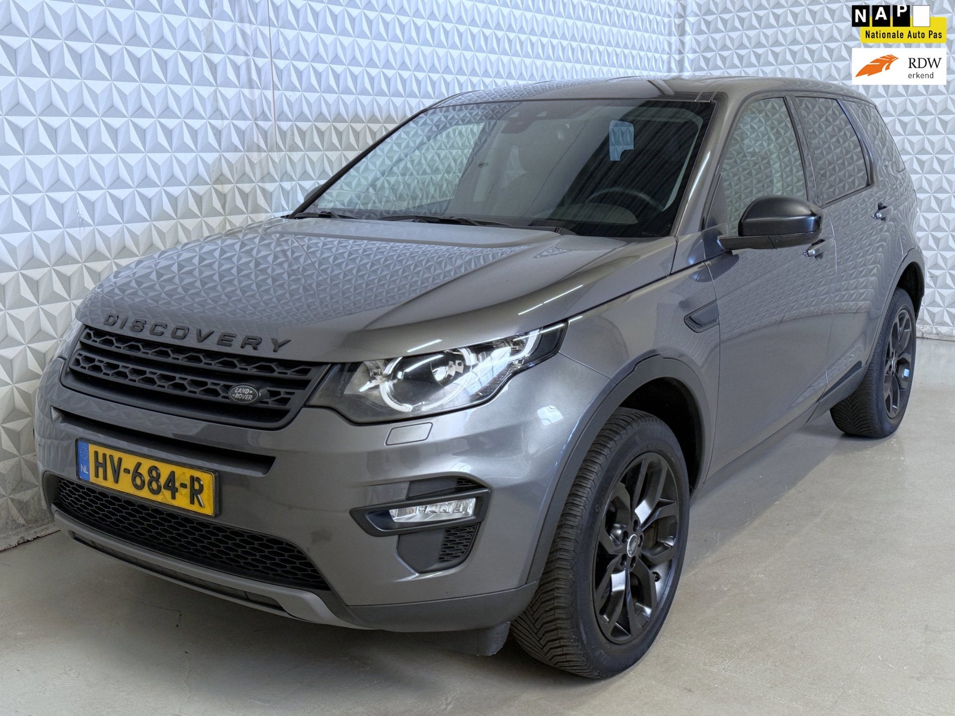 Land Rover Discovery Sport 2.0 eD4 / TURBO KAPOT! (2016), Auto's, 150 pk, Origineel Nederlands, Bedrijf, Zilver of Grijs