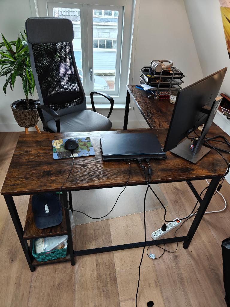 Donker hout met zwart metalen bureau, Huis en Inrichting, Bureaus, Ophalen, Gebruikt, Demontabel, Metaal
