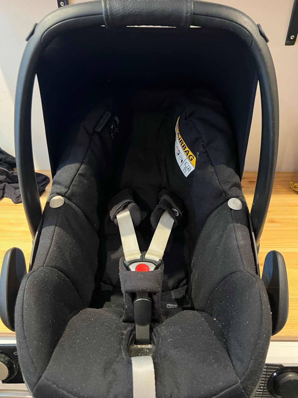 Maxi-Cosi met 2 base stations, Kinderen en Baby's, Autostoeltjes, Ophalen, Gebruikt, Isofix, 0 t/m 13 kg