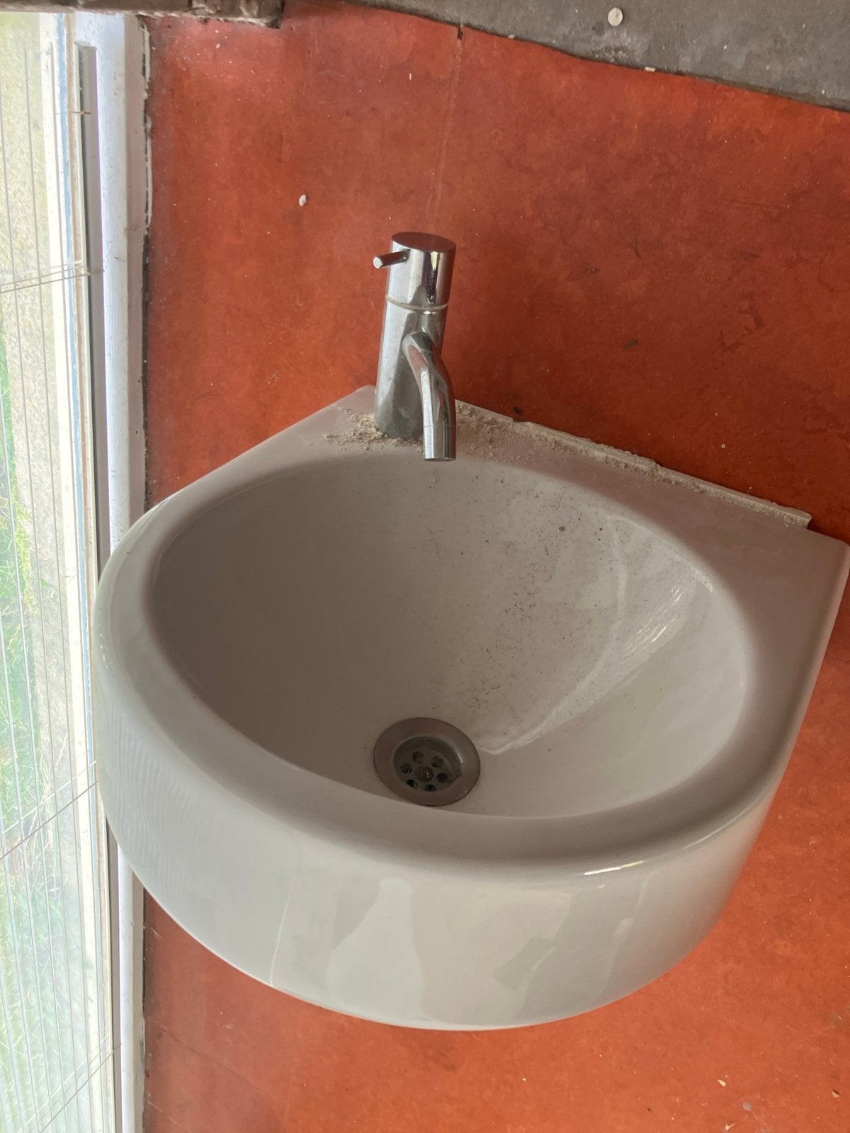 Vola kraan met wasbakje voor toilet - koud water, Ophalen, Gebruikt, Chroom, Kraan