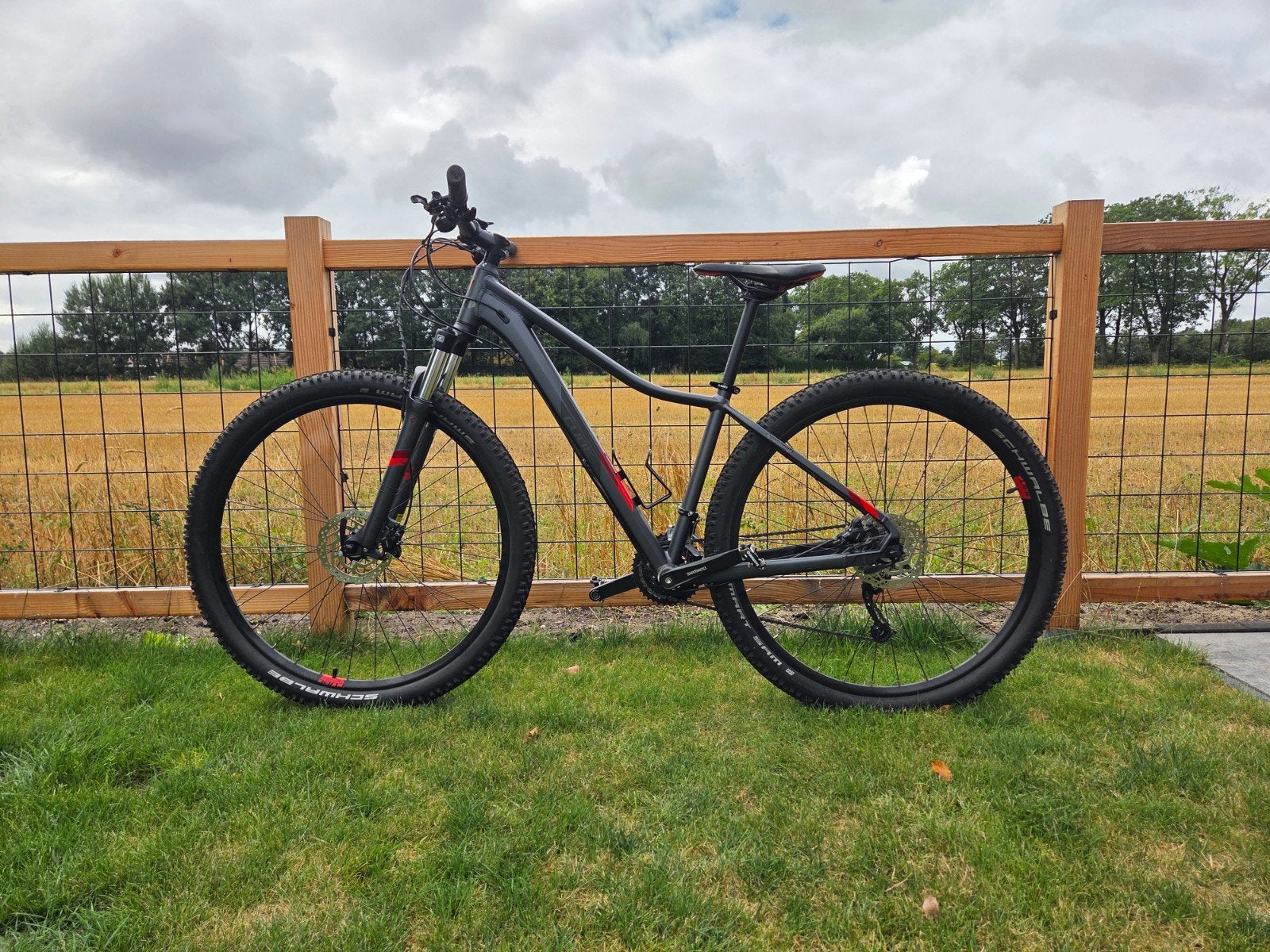 Zo goed als nieuwe Cube Access PRO HPA Mountainbike, Hardtail, 45 tot 49 cm, Zo goed als nieuw, Dames