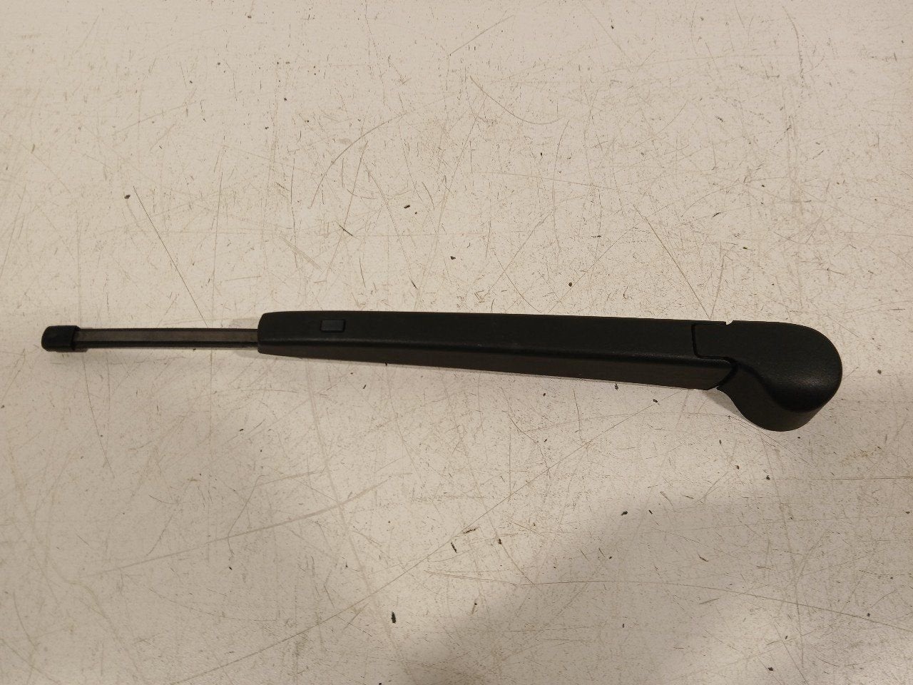 Ruitenwisserarm achterruit Volkswagen Golf, Onderdelen@venauto.nl, Van der Ven Autorecycling B.V., Gebruikt, Ettenseweg 76, 4706 PB Roosendaal, The Netherlands