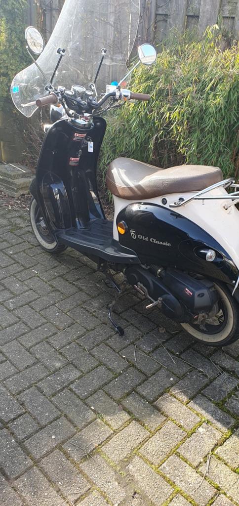 Btc scooter, Ophalen, Gebruikt, Benzine