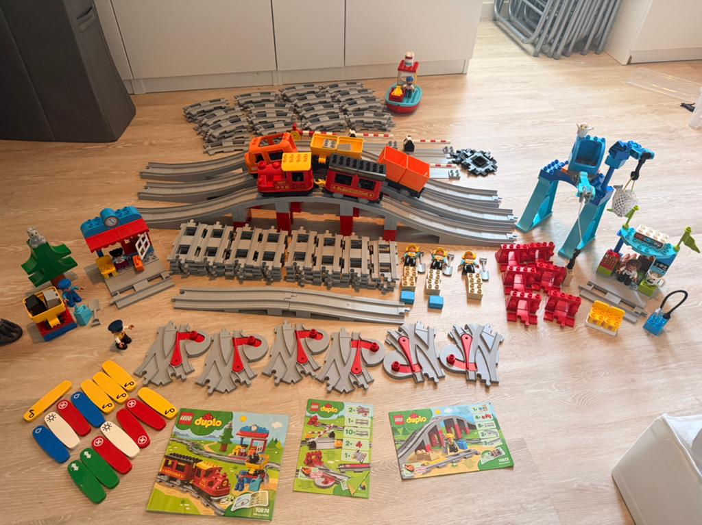 DUPLO Trein set Mega Bundel 10874, 10875, 10872, extra rails, Ophalen, Zo goed als nieuw