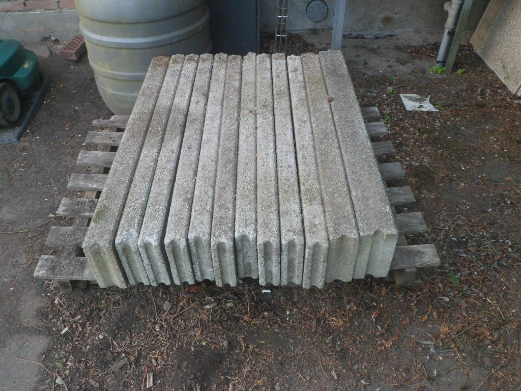 Opsluitbanden (10cm || 8cm || 6cm), Ophalen, Gebruikt, Overige typen, Minder dan 5 m²