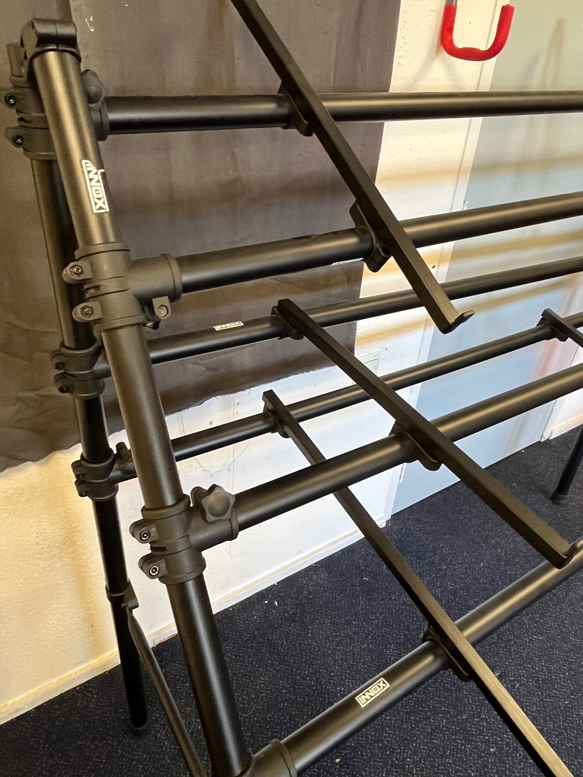 Inox Keyboardstandaard - Stevig en Verstelbaar, Ophalen, Zo goed als nieuw, Instrumentstandaard, Keyboard of Synthesizer