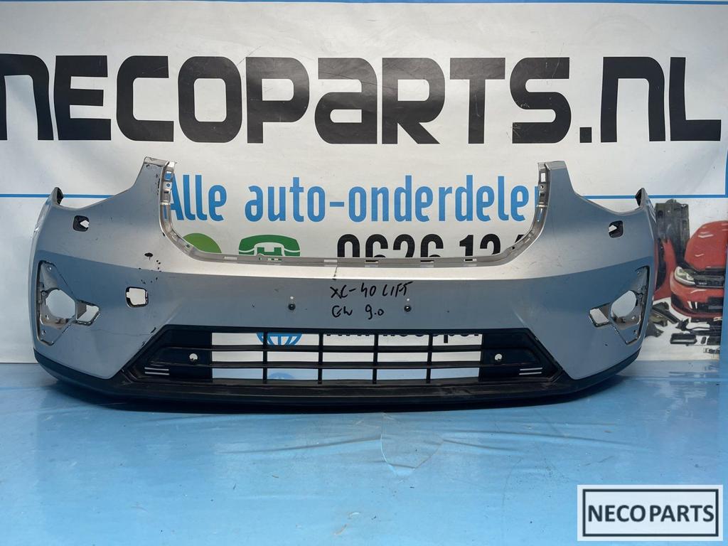VOORBUMPER VOLVO XC40 FACELIFT BUMPER ALLES LEVERBAAR, Gebruikt, -, -, Ophalen of Verzenden