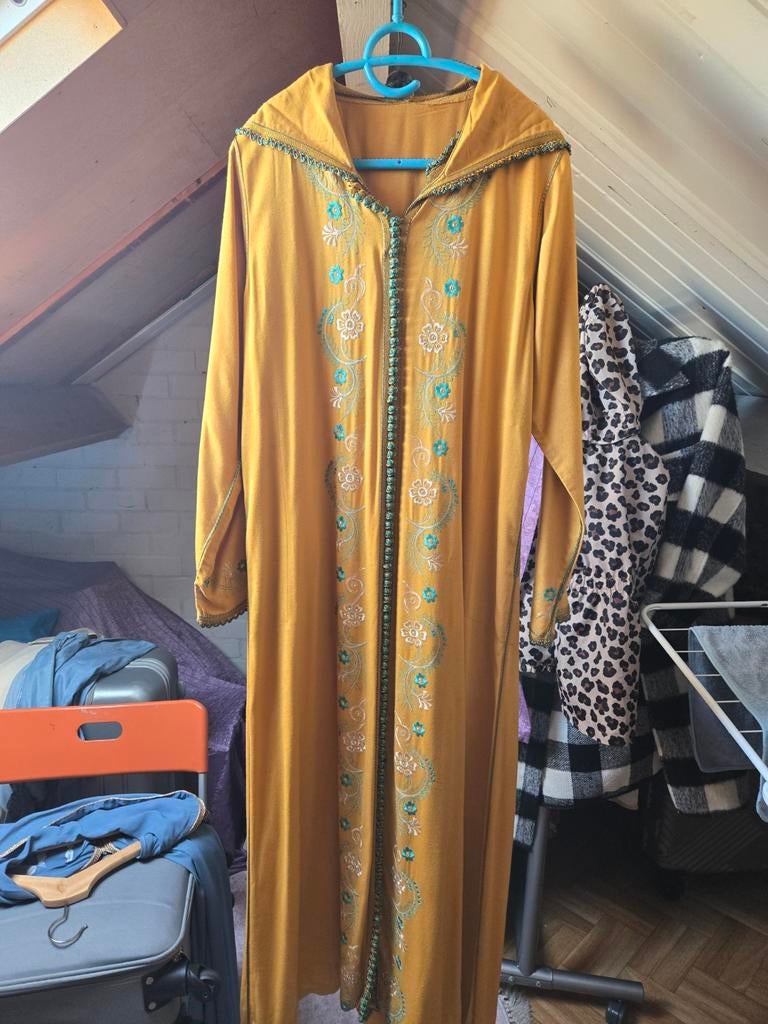 Gele Djellaba met borduursels - Maat S/M, Geel, Ophalen of Verzenden, Zo goed als nieuw, Maat 36 (S)