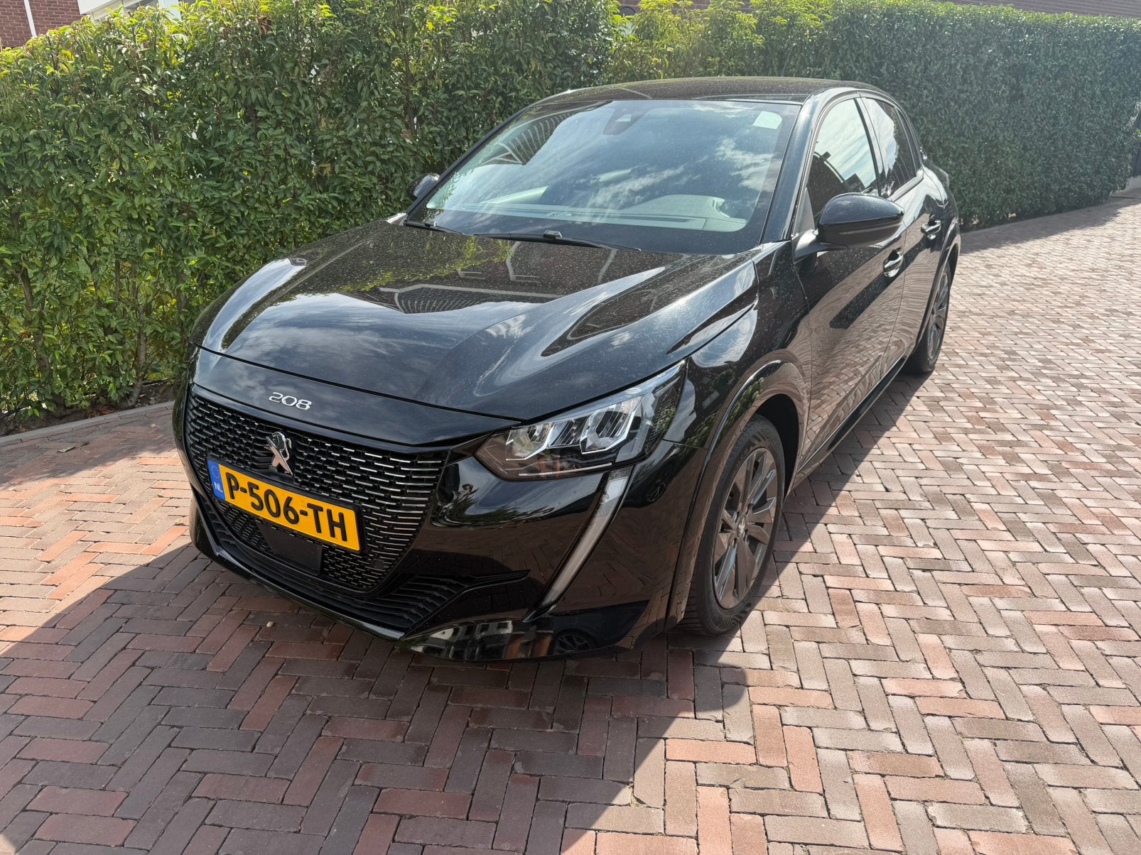 Peugeot 208 EV 50kWh 136pk 2021 Zwart SOH 88%, Stof, Zwart, Elektrisch, Particulier