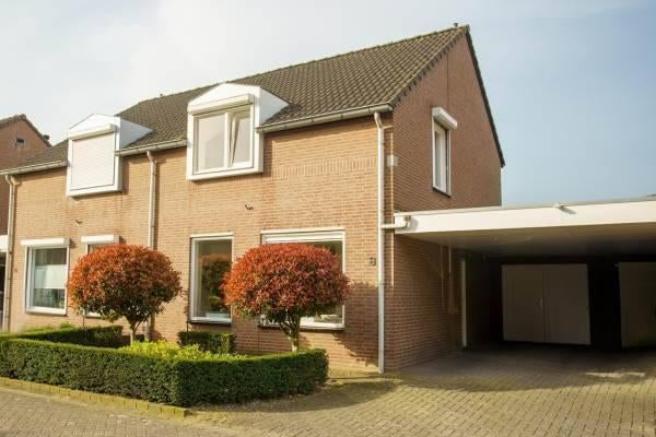 Woning Einighausen - Sittard Geleen, 50 m² of meer, Maastricht