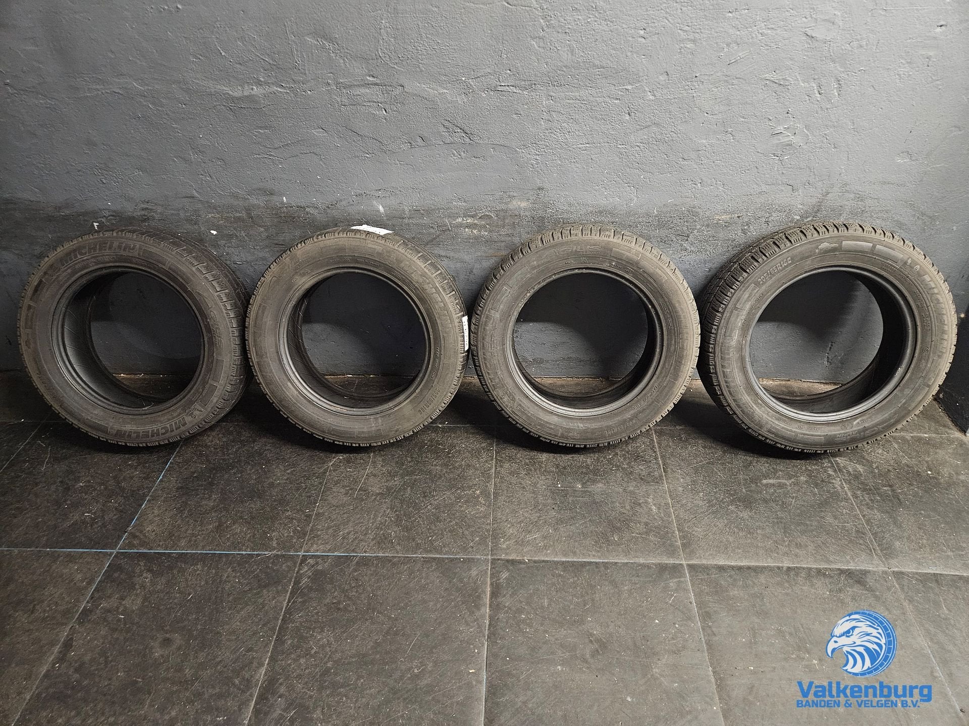 7mm! Winterbanden 205/65R16C Michelin Agilis Alpin Cargo, -, Band(en), -, Bestelwagen