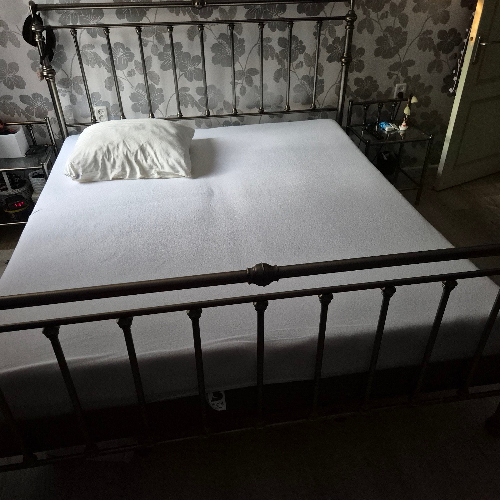 Ledikant 180x200 met elektrische lattenbodems en matrassen, Tweepersoons, Ophalen of Verzenden, 180 cm, 200 cm