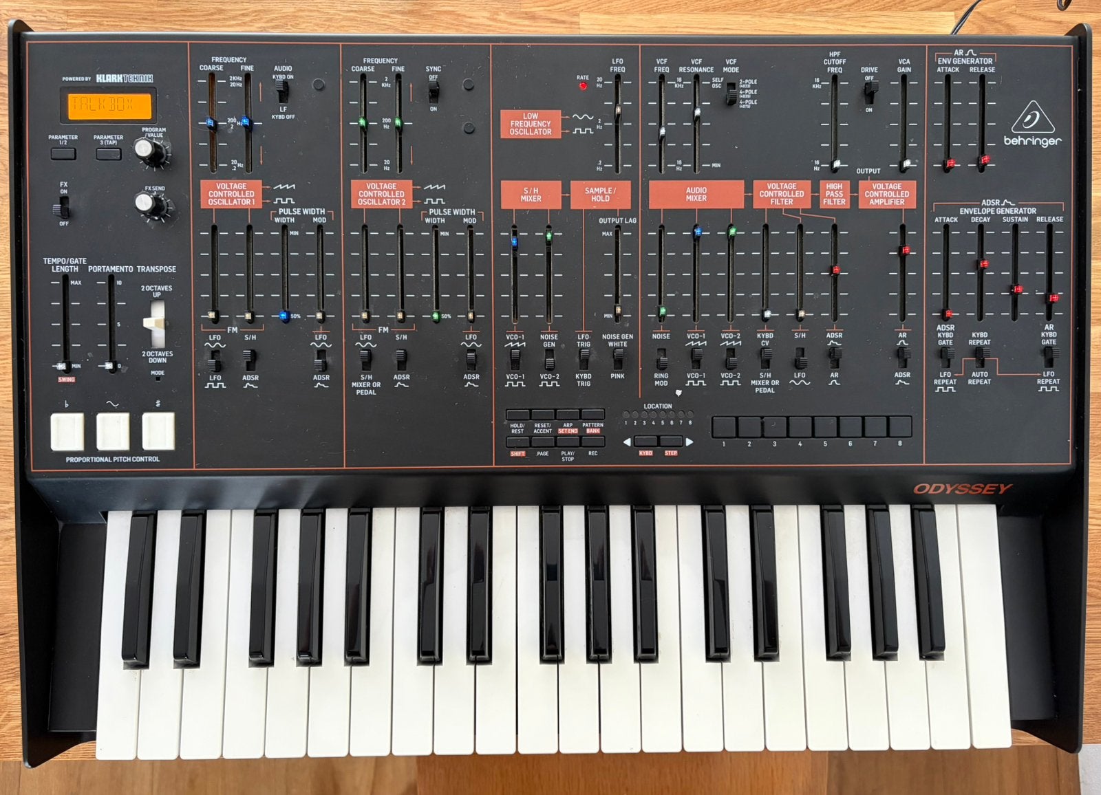 Behringer Odyssey (Arp kloon), Overige merken, Gebruikt, Met midi-aansluiting, Overige aantallen
