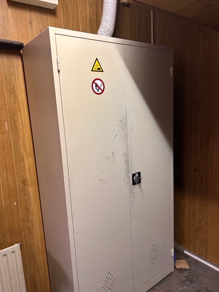 chemicaliën metalen kast, Ophalen, Gebruikt, Brandkast