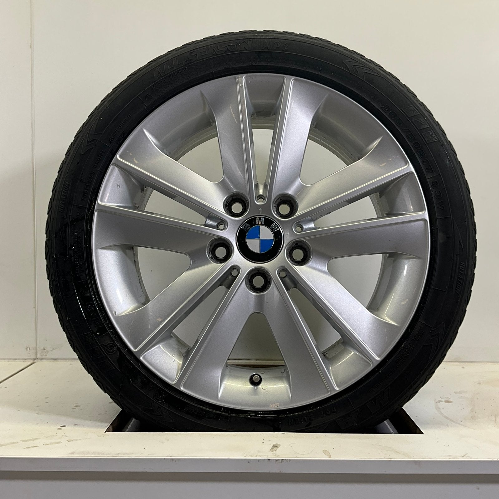 BMW 1 SERIE E81 E82 E88 SET VELGEN + WINTERBANDEN 141 17’’, Auto-onderdelen, Banden en Velgen, Ophalen, Banden en Velgen, Nieuw