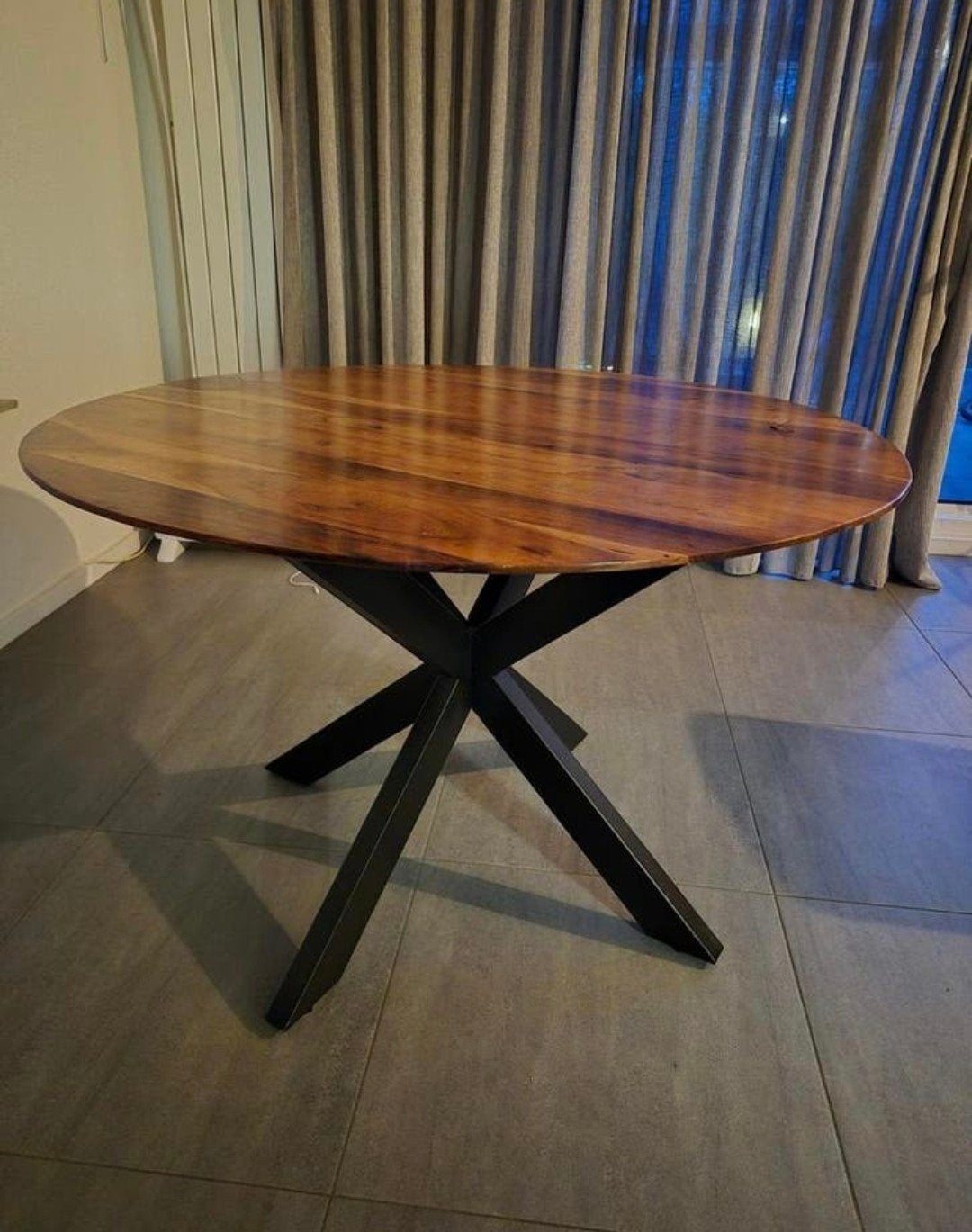 Ronde eettafel oslo acasia hardhout industriële tafel 120cm, Huis en Inrichting, Tafels | Eettafels, Ophalen, Rond, Nieuw, Vier personen