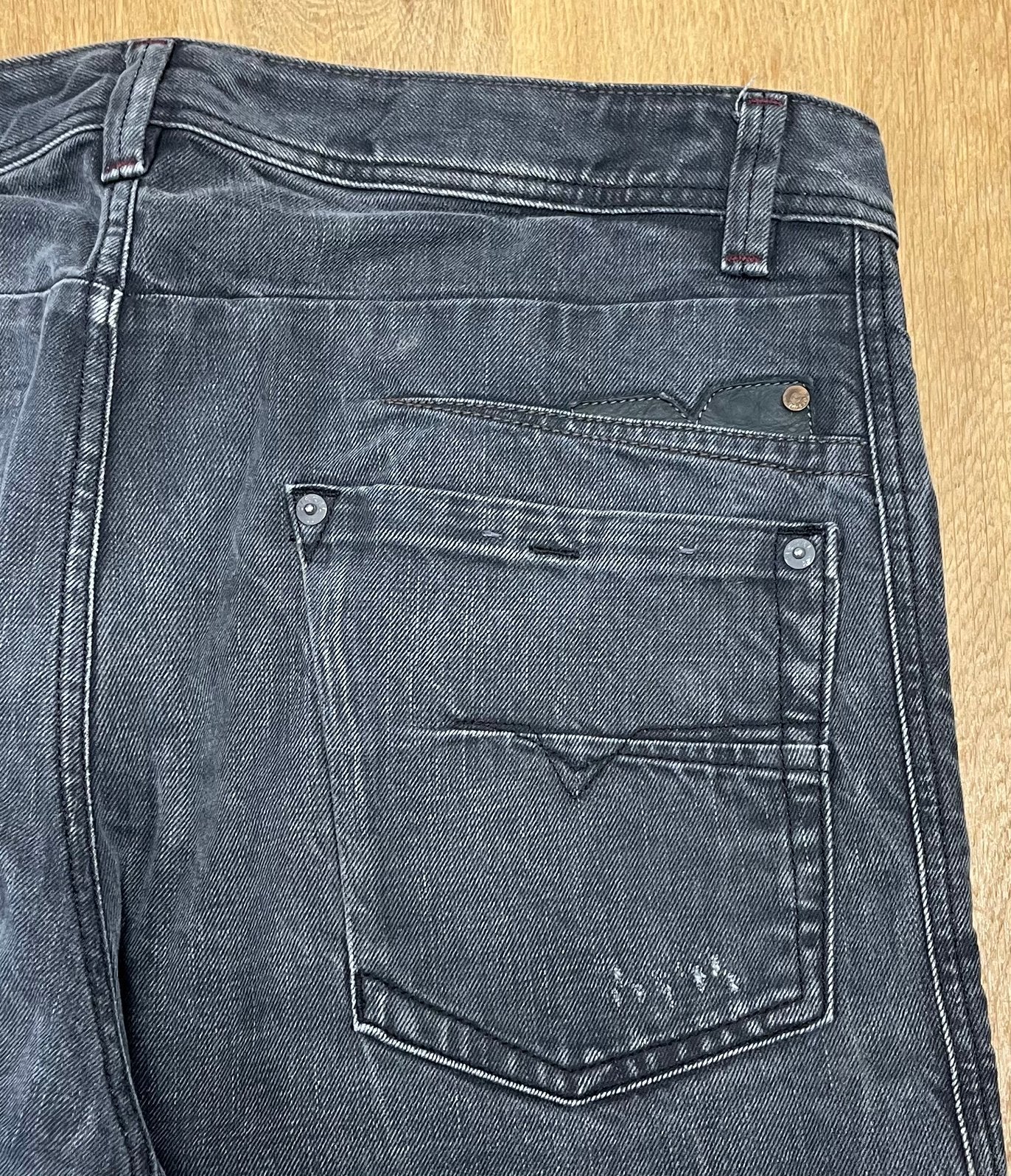 Diesel Darron regular slim tapered jeans - Maat W34 L34, Ophalen of Verzenden, Zo goed als nieuw, Zwart, W33 - W34 (confectie 48/50)