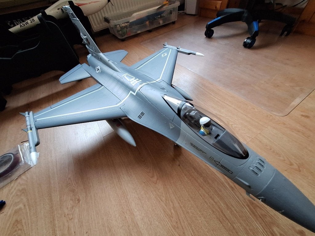 FMS f16 64mm nieuwstaat, Ophalen, Zo goed als nieuw, Elektro