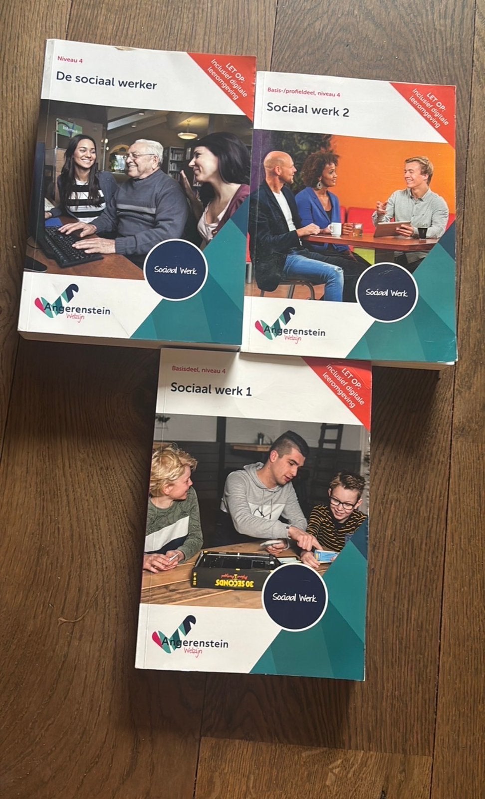 Sociaal werk leerboeken, niveau 4, Boeken, Ophalen of Verzenden, Zo goed als nieuw, Overige niveaus, Nederlands