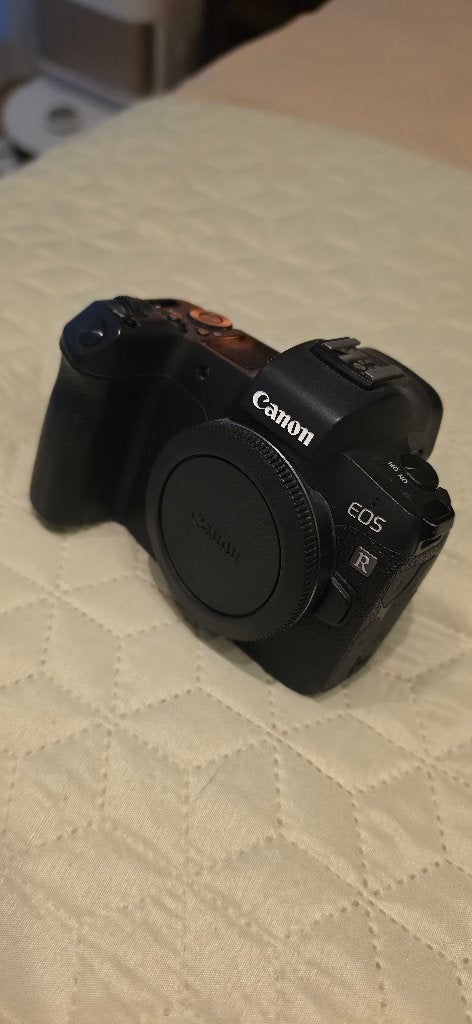 Canon EOS R Body + complete set (Grip 7 accu's, Peak Design, Audio, Tv en Foto, Gebruikt, Bodydop, Ophalen of Verzenden, GPS