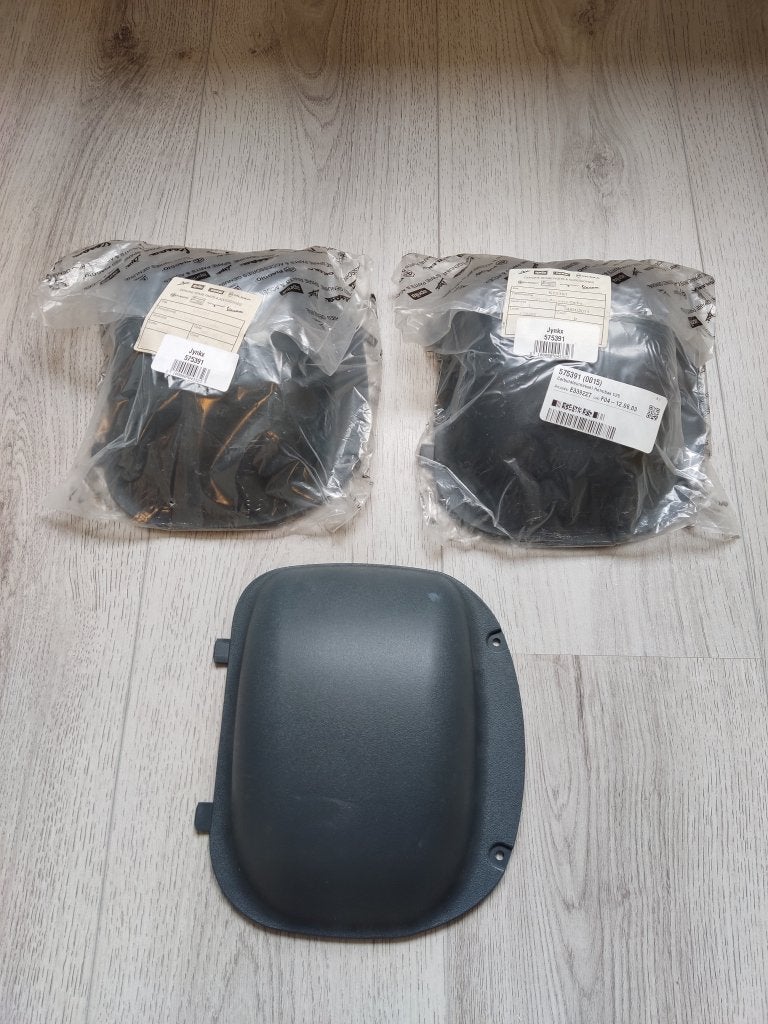 Helmbak deksel (carburateur) Piaggio Zip 2000 Oud Type NIEUW, Info@jynkx.com, Nieuw, Ophalen of Verzenden, Piazza 99