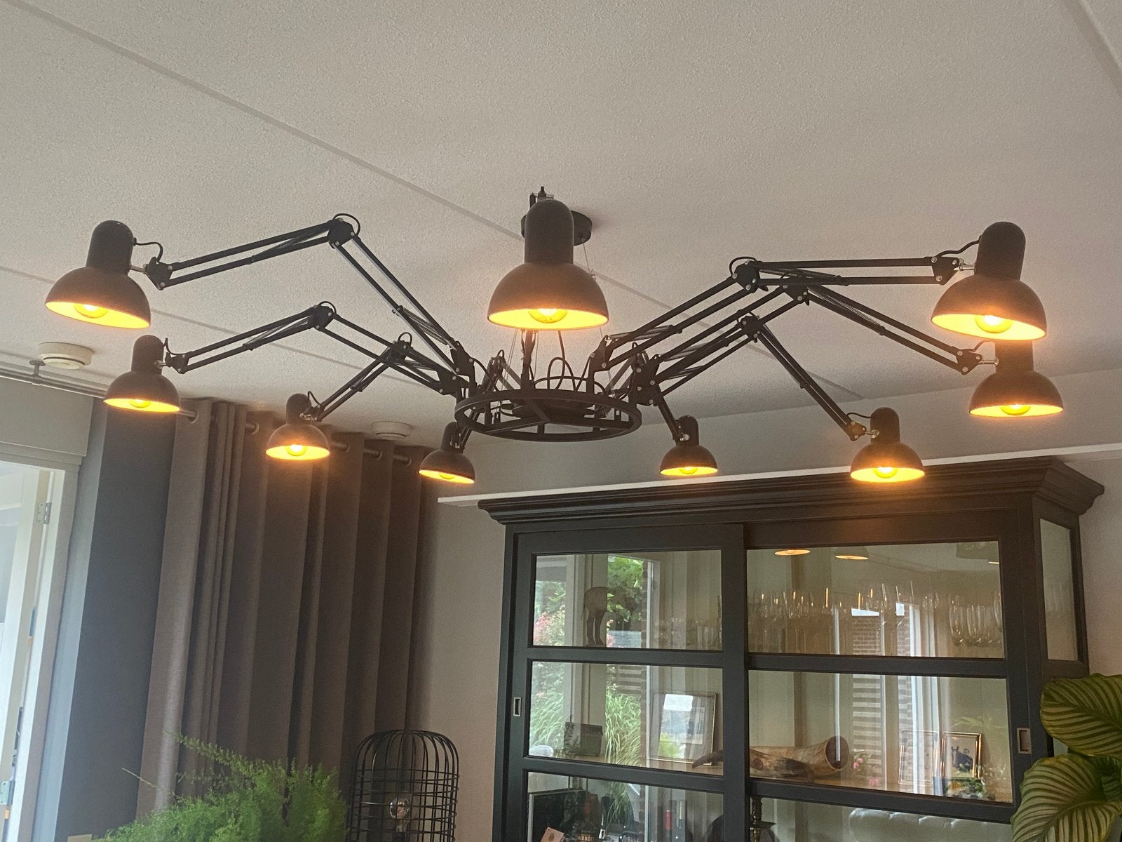 Grote Zwarte Plafondlamp met 9 Verstelbare Armen, Ophalen, Zo goed als nieuw, Metaal, E27 (groot)