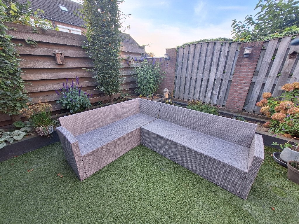 Loungeset (Bank + Tafel)