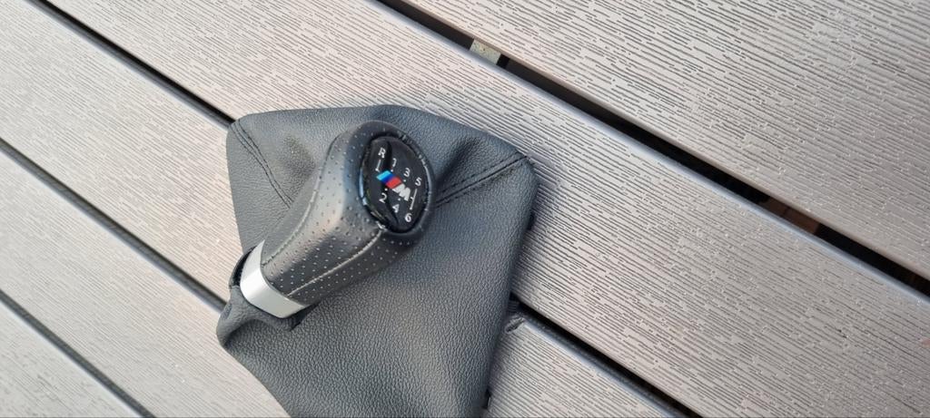 NIEUWSTAAT M- SPORT GEPERFOREERD SCHAKELPOOK BMW E81 E82 E87, Ophalen of Verzenden