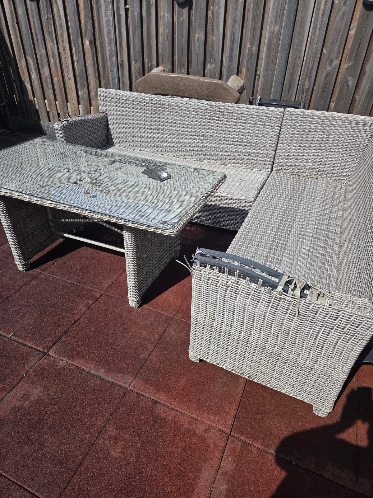 Gratis af te halen: Loungeset Bois Le Duc (beschadigd), Tuin en Terras, Ophalen, Gebruikt, Meer dan 8 zitplaatsen, Loungeset