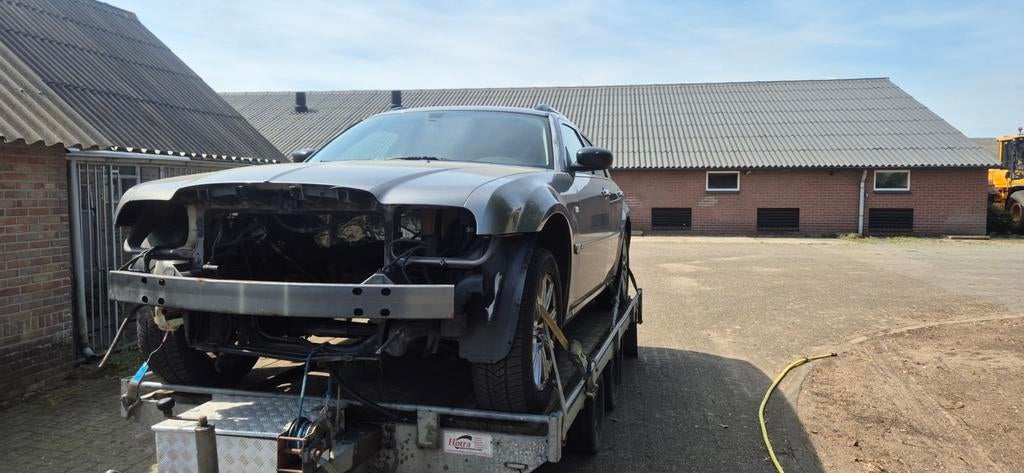 Chrysler 300c onderdelen, Ophalen